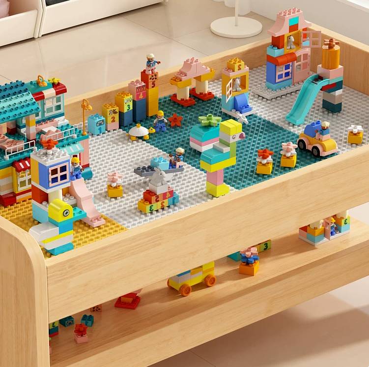 Montessori Kindertisch aus Holz – Spieltisch mit Stauraum & Stühlen