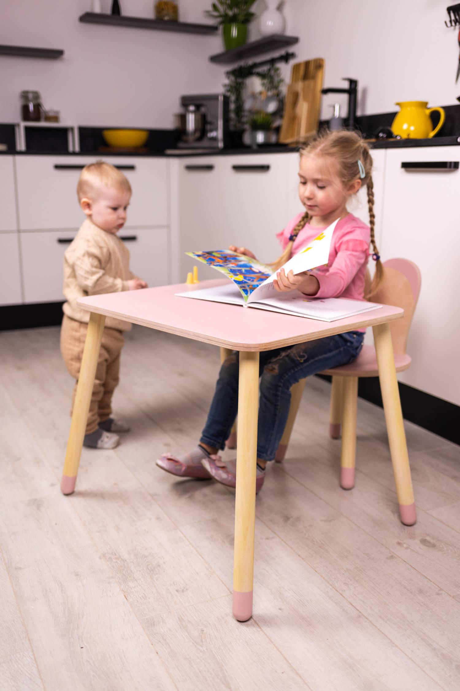 Montessori Kinder Tisch & Stuhl Set aus Holz – Bunny Design