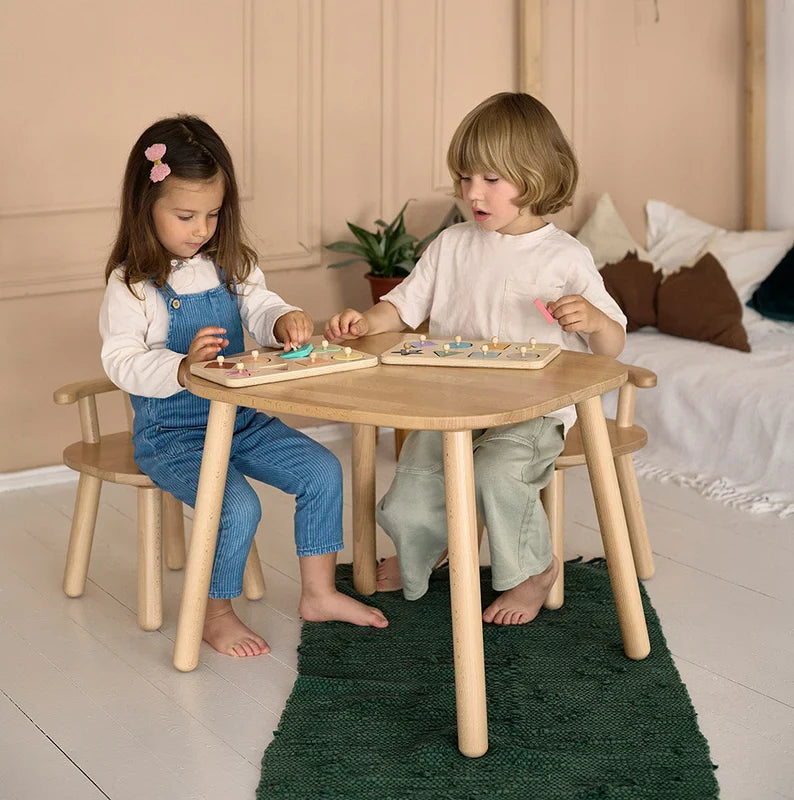 Montessori Kinderstuhl aus Buchenholz – Mit Rückenlehne
