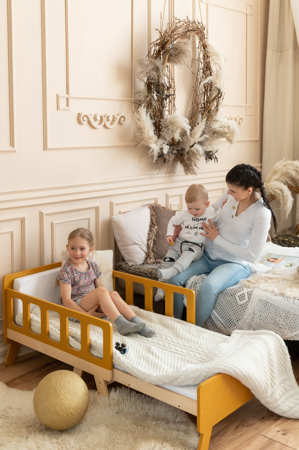 Mitwachsendes Montessori Kinderbett – 2-in-1 Bett & Sofa inkl. Matratze