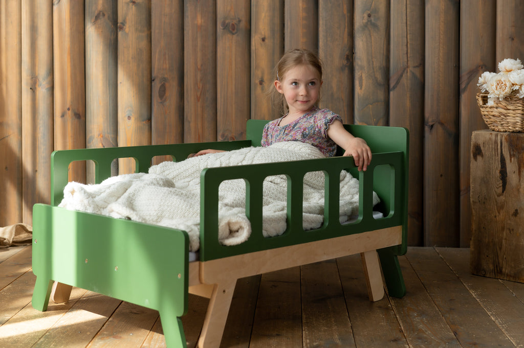 Mitwachsendes Montessori Kinderbett – 2-in-1 Bett & Sofa inkl. Matratze