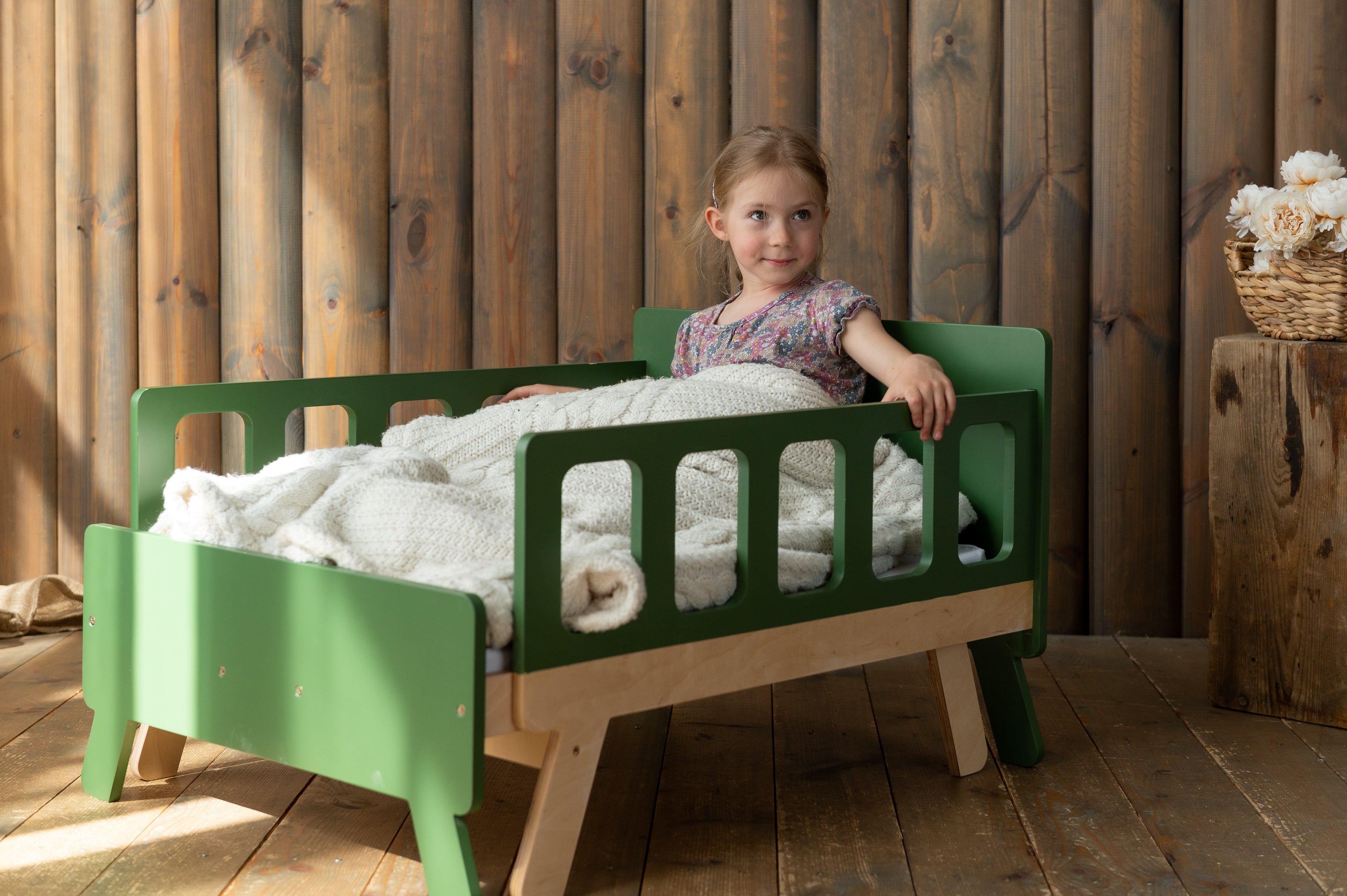 Mitwachsendes Montessori Kinderbett – 2-in-1 Bett & Sofa inkl. Matratze